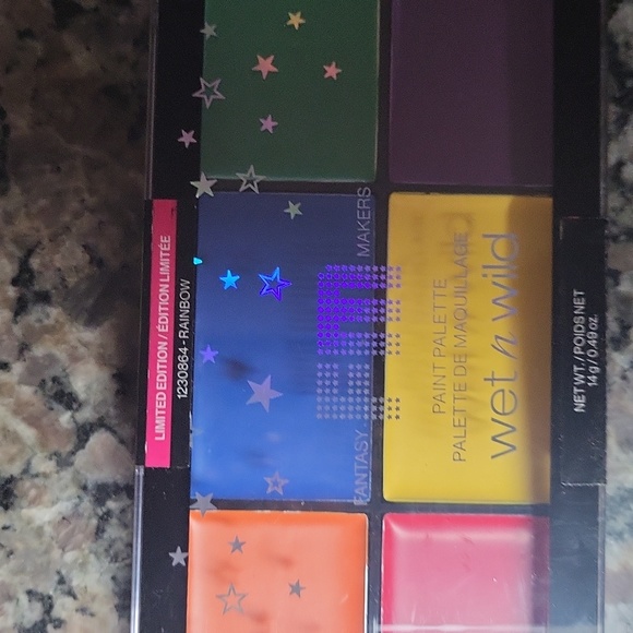 Wet n Wild Fantasy Makers RAINBOW # 1230864  paint palette for eye & face - Picture 2 of 5